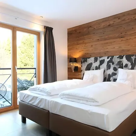 アパート Mountain Leogang- Modernes Alpen Apartment, Balkon, Bergblick, Kamin, Sauna レオガング